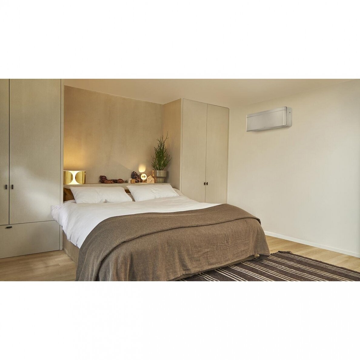 Daikin Stylish Sidabrinis oro kondicionierius FTXA35CS komplekte RXA35A8 6