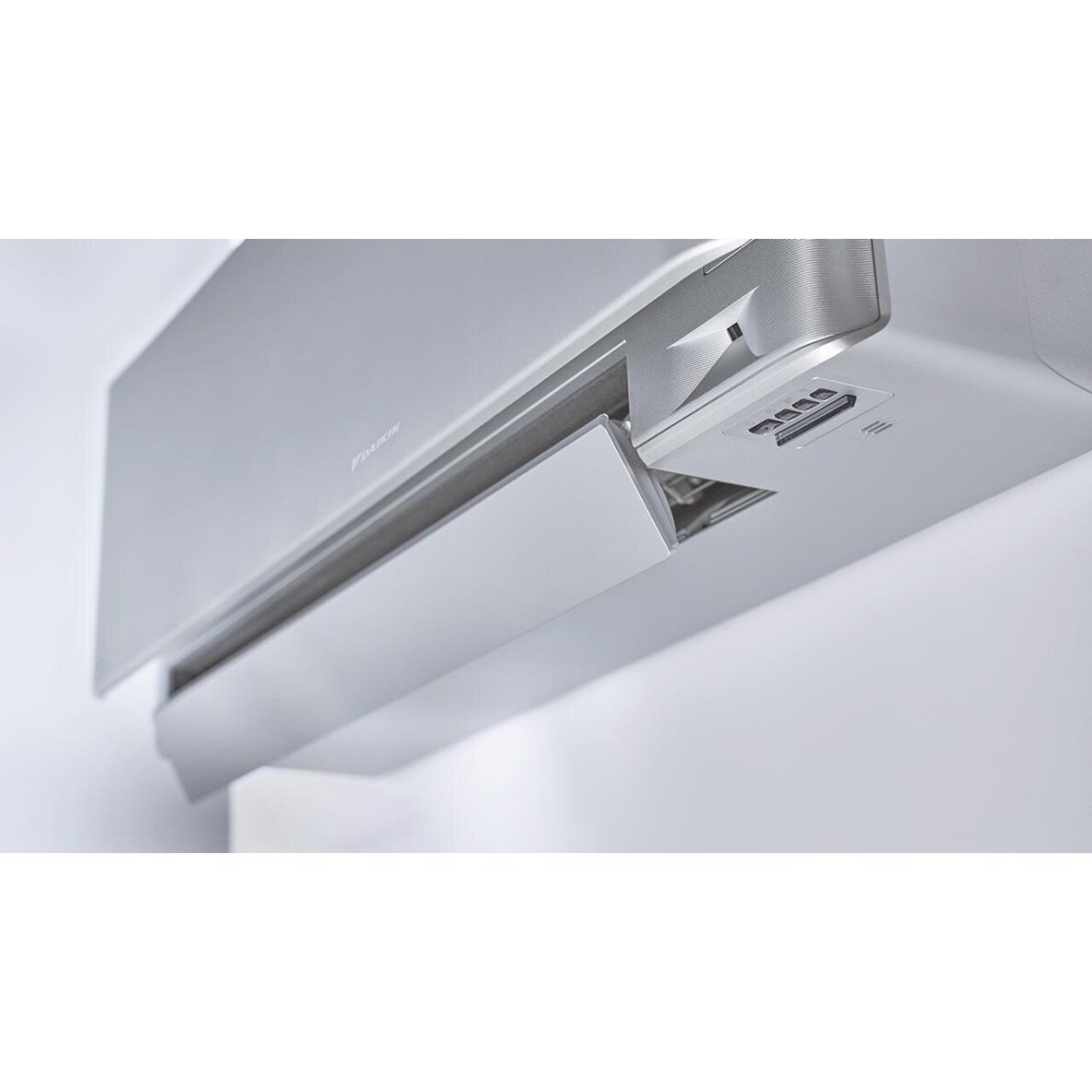 Daikin Stylish Sidabrinis oro kondicionierius FTXA50CS komplekte RXA50B8 4 Daikin Stylish Sidabrinis oro kondicionierius FTXA50CS komplekte RXA50B8 4