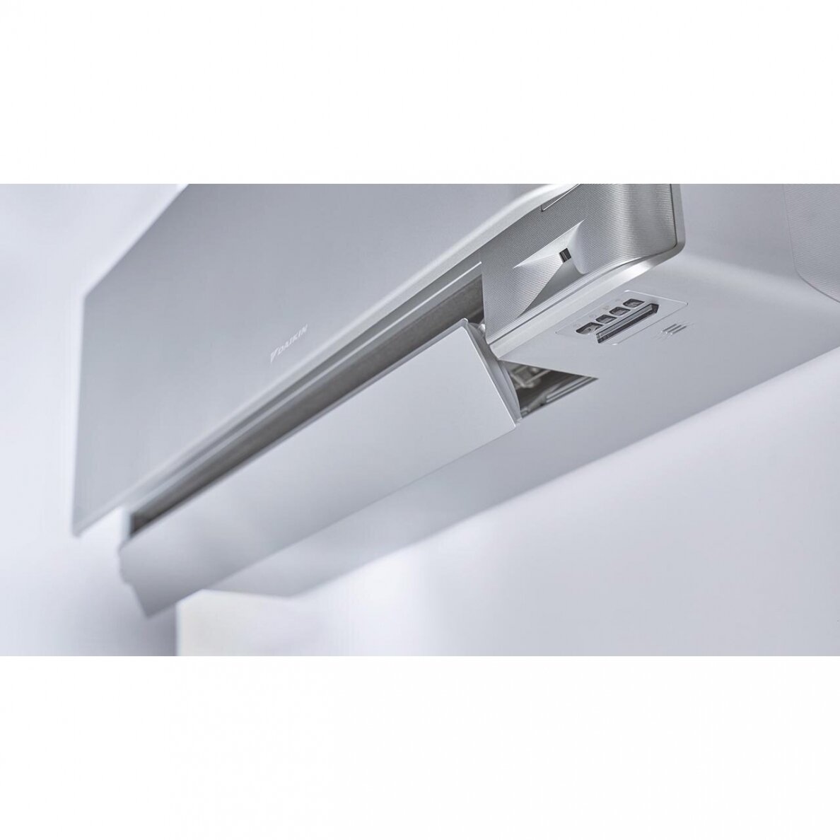 Daikin Stylish Sidabrinis oro kondicionierius FTXA50CS komplekte RXA50B (senas modelis) 4 Daikin Stylish Sidabrinis oro kondicionierius FTXA50CS komplekte RXA50B (senas modelis) 4