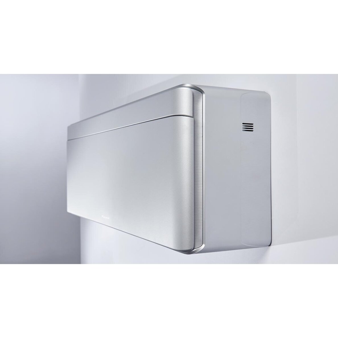 Daikin Stylish Sidabrinis oro kondicionierius FTXA42CS komplekte RXA42B8 3